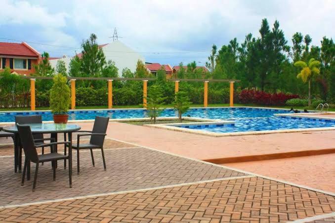 Relaxing Home At Camella Bacolod, Near Airport, Rockwell, Terminals, Famous Resto 外观 照片